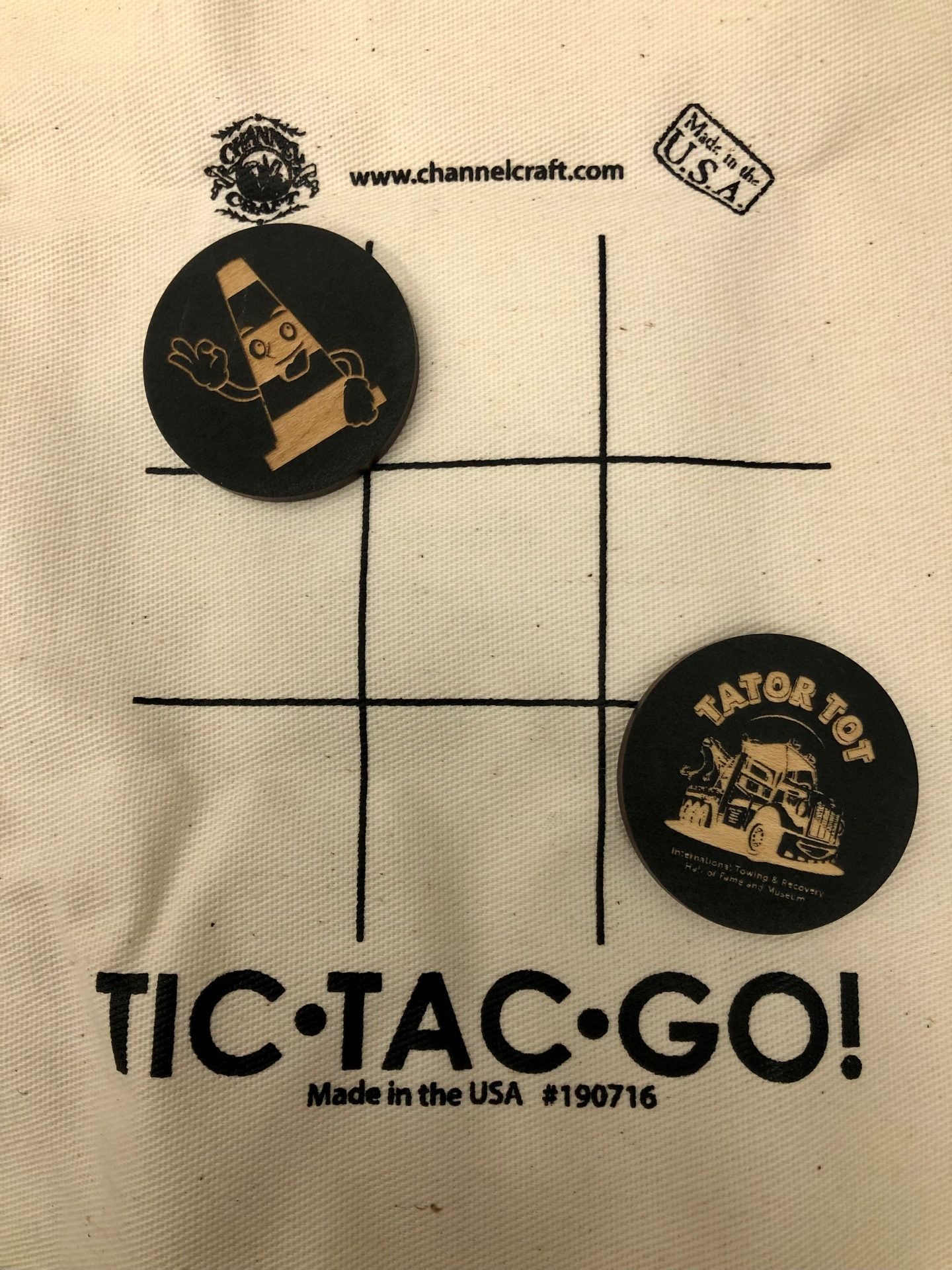 Tic Tac Go - Travel Canvas Game