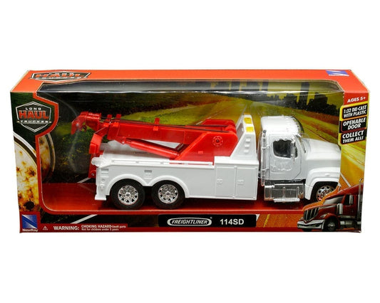 Freightliner Tow Truck
