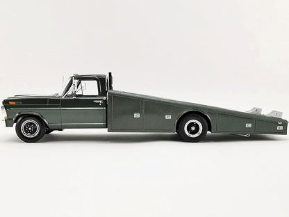 1970 Ford Ramp Truck Green