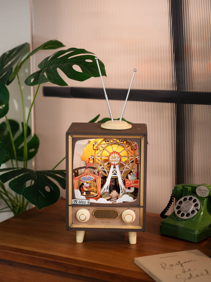 DIY Mechanical Music Box: Sunset Carnival