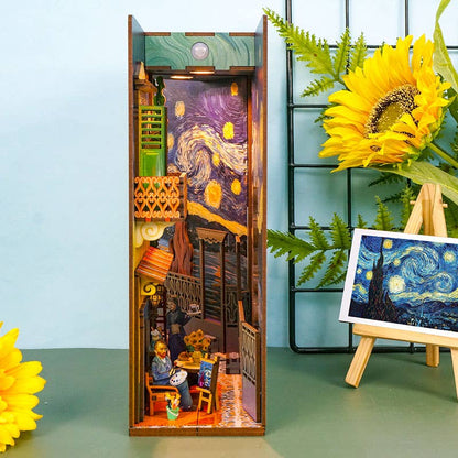 DIY Book Nook Kit: Vincent's World